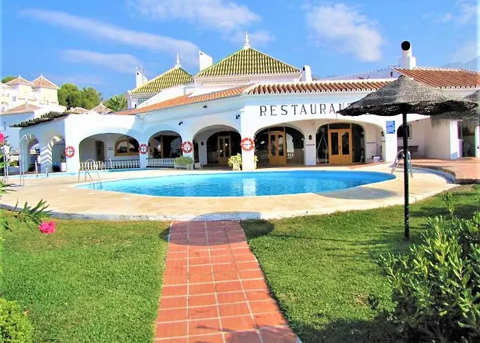 Апартаменты Capistrano Playa 403 Casasol Нерха